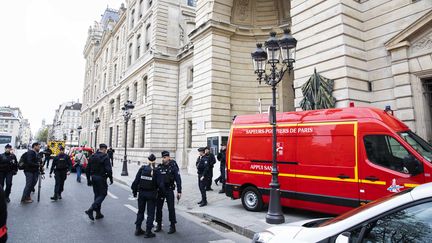 La préfecture de police de Paris, le 3 octobre, après l'attaque au couteau qui a fait 4 morts. (ALEXIS SCIARD / MAXPPP)