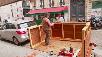 Déconfinement : le boom des terrasses en bois