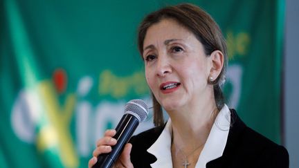 Ingrid Betancourt annonce sa candidature à la tête de la Coalicion de la Esperanza (Coalition de l'Espoir), à Bogota, Colombie, le 18 janvier 2022. (CARLOS ORTEGA / EFE)