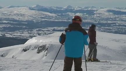 Vacances d'hiver : la neige attend les skieurs en Auvergne