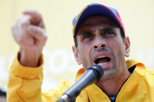 Le leader de l'opposition a multiplié les discours lors des manifestations violemment réprimées de février 2014. Ici à Caracas.  (AFP PHOTO/LEO RAMIREZ)