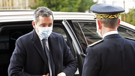 Le ministre de l'Intérieur Gérald Darmanin à Calais (Pas-de-Calais), dimanche 28 novembre 2021. (FRANCOIS LO PRESTI / AFP)