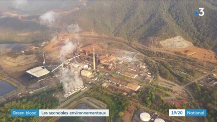 Des pêcheurs indigènes ont accusé une mine de&nbsp;ferronickel d'être à l'origine d'une pollution dans le lac Izabal (Guatemala). L'un d'entre eux est mort lors d'une manifestation, en mai 2017.&nbsp; (FRANCE 3)