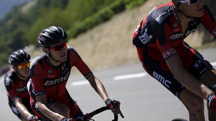 Tejay van Garderen (BMC) a fini à bout de forces avant d'abandonner. (KENZO TRIBOUILLARD / AFP)