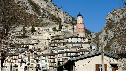 Le village de Tende, dans les Alpes-Maritimes, dévasté par la tempête Alex&nbsp;début octobre 2020, le mercredi 18&nbsp;novembre 2020. (FM / FRANCEINFO)