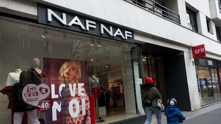 Une boutique Naf Naf, le 9 février 2023, à Boulogne-Billancourt (Hauts-de-Seine). (MAGALI COHEN / HANS LUCAS / AFP)