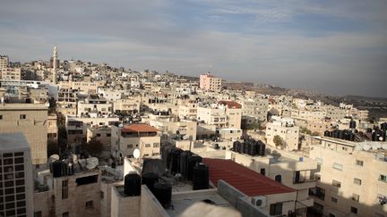 Le camp de réfugiés palestiniens de Qalandiya, en Cisjordanie, le 16 décembre 2015 (ELOISE BOLLACK / AFP)