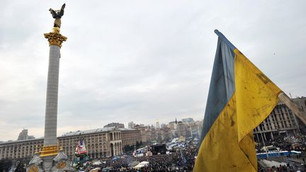 La place Ma&iuml;dan, &eacute;picentre de la contestation, &agrave; Kiev (Ukraine), le 23 f&eacute;vrier 2014. (GENYA SAVILOV / AFP)