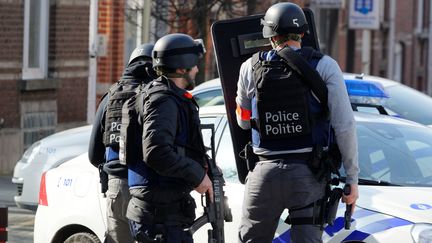 Fusillade à Bruxelles : Forest en état de siège