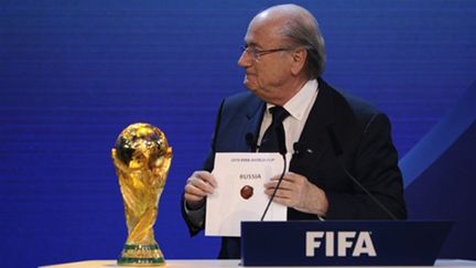 Sepp Blatter dévoile le nom de la Russie