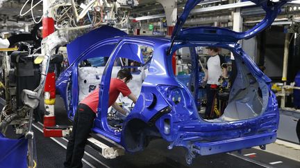 La chaîne de production d'automobiles japonaisesToyota à Onnaing (Nord). Photo d'illustration. (PASCAL ROSSIGNOL / POOL / AFP)