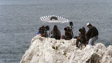 L'été 2016, qui devrait être une période intense pour les paparazzis, est très calme en France.&nbsp; (DIDIER BAVEREL / CORBIS HISTORICAL / GETTY IMAGES)