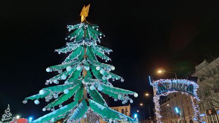 Le manège sapin de Noël du Mans (Sarthe) le 25 janvier 2021 (CLÉMENTINE SABRIÉ / FRANCE BLEU MAINE/ RADIO FRANCE)