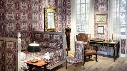 Du mobilier de la collection d'Hubert de Givenchy, vendue chez Christie's à Paris (8 juin 2022) (STEPHANE DE SAKUTIN / AFP)