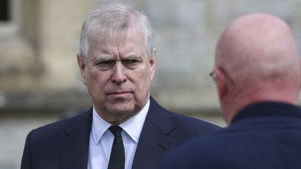 Le prince Andrew, le 11 avril 2021 à Windsor (Angleterre). (STEVE PARSONS / AFP)