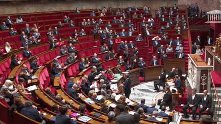 Politique : les débats à l’Assemblée nationale ne sont pas près de s’apaiser (France 3)