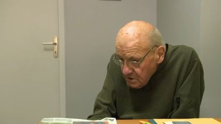 Manche : à 84 ans, il rouvre un commerce