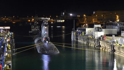 Le sous-marin Duguay-Trouin sur la base navale de Cherbourg (Manche). (NAVAL GROUP / AFP)