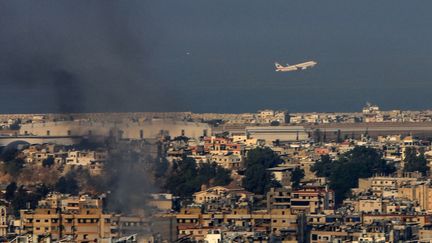 Un avion de la compagnie libanaise Middle East Airlines décolle de l'aéroport international de Beyrouth, le 28 septembre 2024, au Liban. (- / AFP)