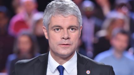 Laurent Wauquiez sur le plateau de "L'Emission politique", sur France 2, à Saint-Cloud (Hauts-de-Seine),&nbsp;le 25 janvier 2018. (CHRISTOPHE ARCHAMBAULT / AFP)