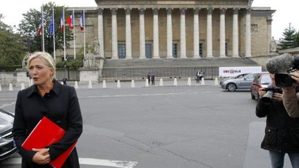 Marine Le Pen devant l'Assemblée nationale (AFP)