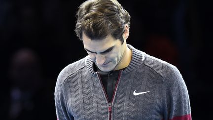 Le tennisman suisse Roger Federer annonce qu'il est forfait pour la finale du Masters de Londres, dimanche 16 novembre 2014, face au num&eacute;ro un mondial Novak Djokovic.&nbsp; (DYLAN MARTINEZ / REUTERS)