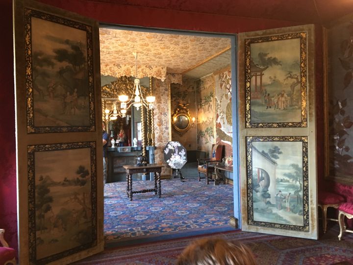 Visite de la splendide maison de Victor Hugo, Hauteville house, à Guernesey. (INGRID POHU / RADIO FRANCE)