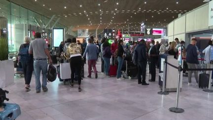 Transports : grève vendredi 1er juillet à l'aéroport Roissy-Charles-de-Gaulle, 10 % des vols annulés