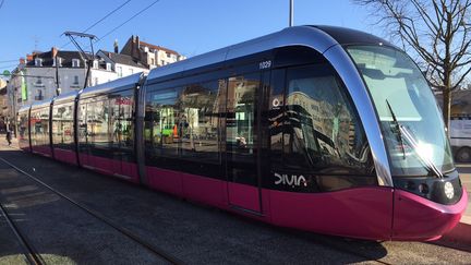 Une rame du tramway de Dijon. (PHILIPPE RENAUD / FRANCE-BLEU BOURGOGNE)