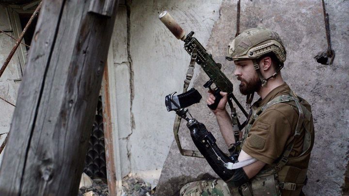 Comme Illya&nbsp;Samoylenko, 3 000&nbsp;soldats ukrainiens seraient encore à l'intérieur de Marioupol, en position défensive. (OMAR OUAHMANE / RADIO FRANCE)