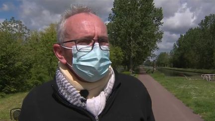 Dimanche 23 mai, Jean-Claude Girard,&nbsp;maire de la commune d'Ouges (Côte-d'Or)&nbsp;a été violemment agressé.&nbsp; (CAPTURE ECRAN FRANCE 2)