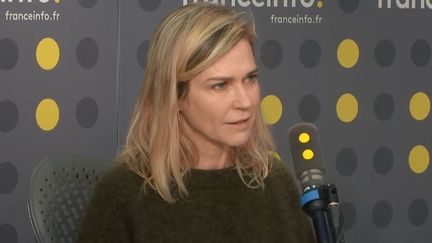 Marie-Josée Croze, comédienne de la série "Mirage", sur France 2, invitée de franceinfo le 17 février 2020 (RADIO FRANCE)