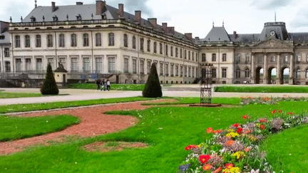 Patrimoine : à la découverte du château de Luneville, l'ancienne demeure des ducs de Lorraine (FRANCE 2)