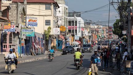 Une rue de Port-au-Prince, à Haïti, le 12 avril 2021. (VALERIE BAERISWYL / AFP)