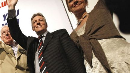 Le Premier ministre d'Ulster, Peter Robinson et son épouse, Iris Robinson. (AFP - Peter Muhly)