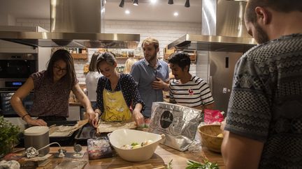 Les habitants de l'espace de coliving "La Casa Verde", à Créteil, en septembre 2019. (LP/YANN FOREIX / MAXPPP)