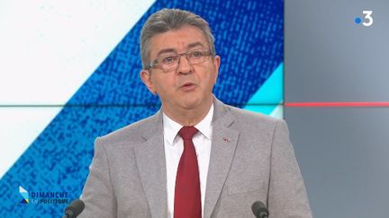 Taha Bouhafs accusé de violences sexuelles : "La parole des femmes est prioritaire et c'est elle qu'on croit d'abord", réagit Jean-Luc Mélenchon