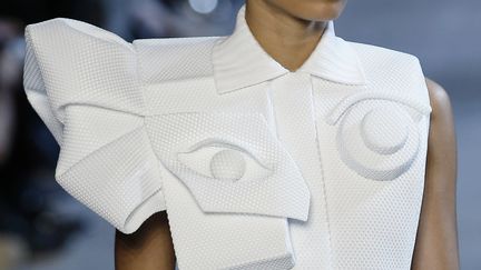 Viktor &amp; Rolf couture pe 2016, à Paris 
 (PATRICK KOVARIK / AFP)