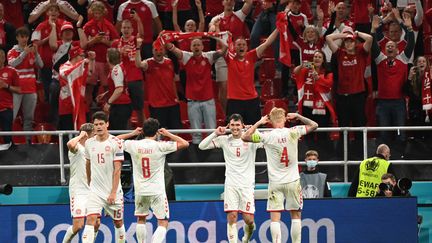 Le Danemark est en huitièmes de finale après avoir battu la Russie, lundi 21 juin à Copenhague. (JONATHAN NACKSTRAND / AFP)