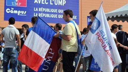 A Marseille, les jeunes UMP remettent leurs propositions pour 2012. (GERARD JULIEN / AFP)