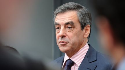 Fran&ccedil;ois Fillon, candidat &agrave; la pr&eacute;sidence de l'UMP, le 27 septembre &agrave; Marcq-en-Bar&oelig;ul (Nord).&nbsp; (DENIS CHARLET / AFP)