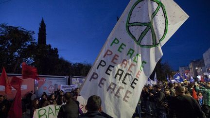 Manifestation le 16 novembre 2016 dans la partie turque de Nicosie afin de réclamer la réunification de l'île. (AFP/Birol Bebek)