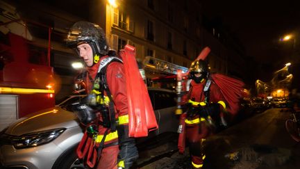 Au moins dix personnes sont mortes dans un violent incendie dans le 16e arrondissement de Paris, le 5 février 2019. (BENOIT MOSER / BSPP - BRIGADE DE SAPEURS-POMPIE)