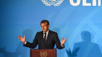 Emmanuel Macron prononce un discours lors du sommet pour le climat de l'ONU, le 23 septembre 2019, à New York. (STEPHANIE KEITH / GETTY IMAGES NORTH AMERICA / AFP)