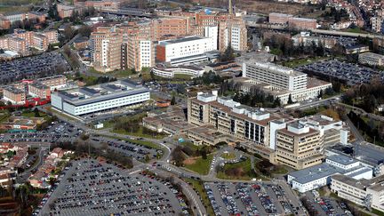 Vue aérienne du CHU de Lille, troisième meilleur hôpital public du classement, le 20 août 2015. (MAXPPP)