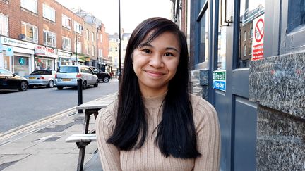 Danica Marcos, Londonienne de 22 ans, volontaire recrutée par l'ONG 1Day Sooner. (Richard Place / Franceinfo / Radio France)