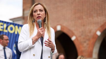 La cheffe du parti Fratelli d'Italia, Giorgia Meloni, lors d'un meeting à Monza (Italie), le 30 mai 2022. (ALESSANDRO BREMEC / NURPHOTO / AFP)