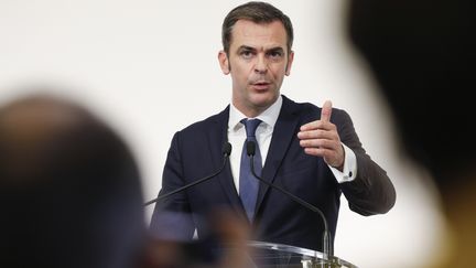 Le ministre de la Santé, Olivier Véran, lors d'un point hebdomadaire sur la situation épidémique, le 8 octobre 2020. (GEOFFROY VAN DER HASSELT / AFP)