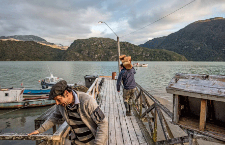 Le village sur pilotis de Caletas de Tortel. (Tomás MUNITA/ GEO)