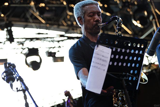 Billy Harper, saxophoniste ténor des Cookers
 (Marion Tisserand )